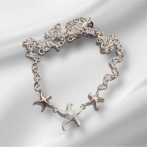 BRAND NEW Sterling Silver Starfish Necklace